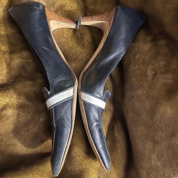 Brooks Brothers Navy Spectator Women's Loafers Pumps - Picture 7 of 7